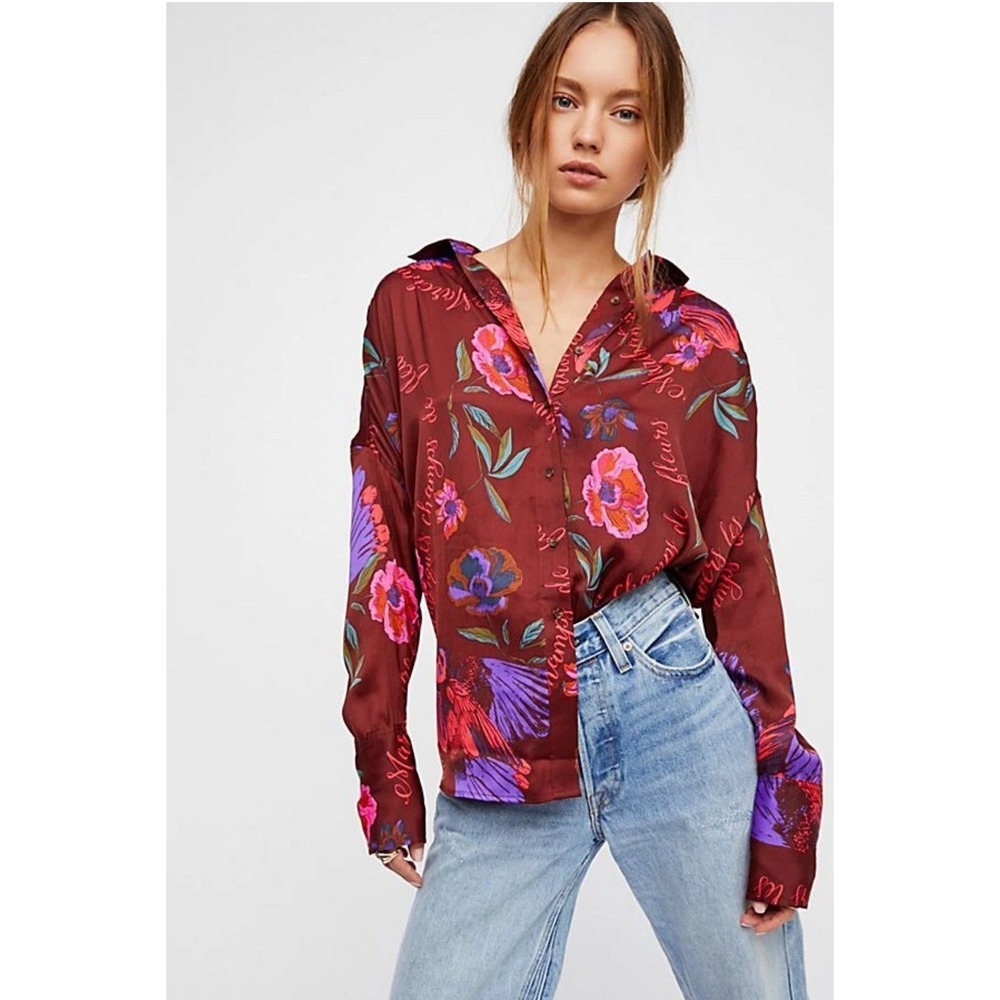 Free People Fields of Flowers Burgundy Floral Script Satin Blouse Sz L OB1064049
